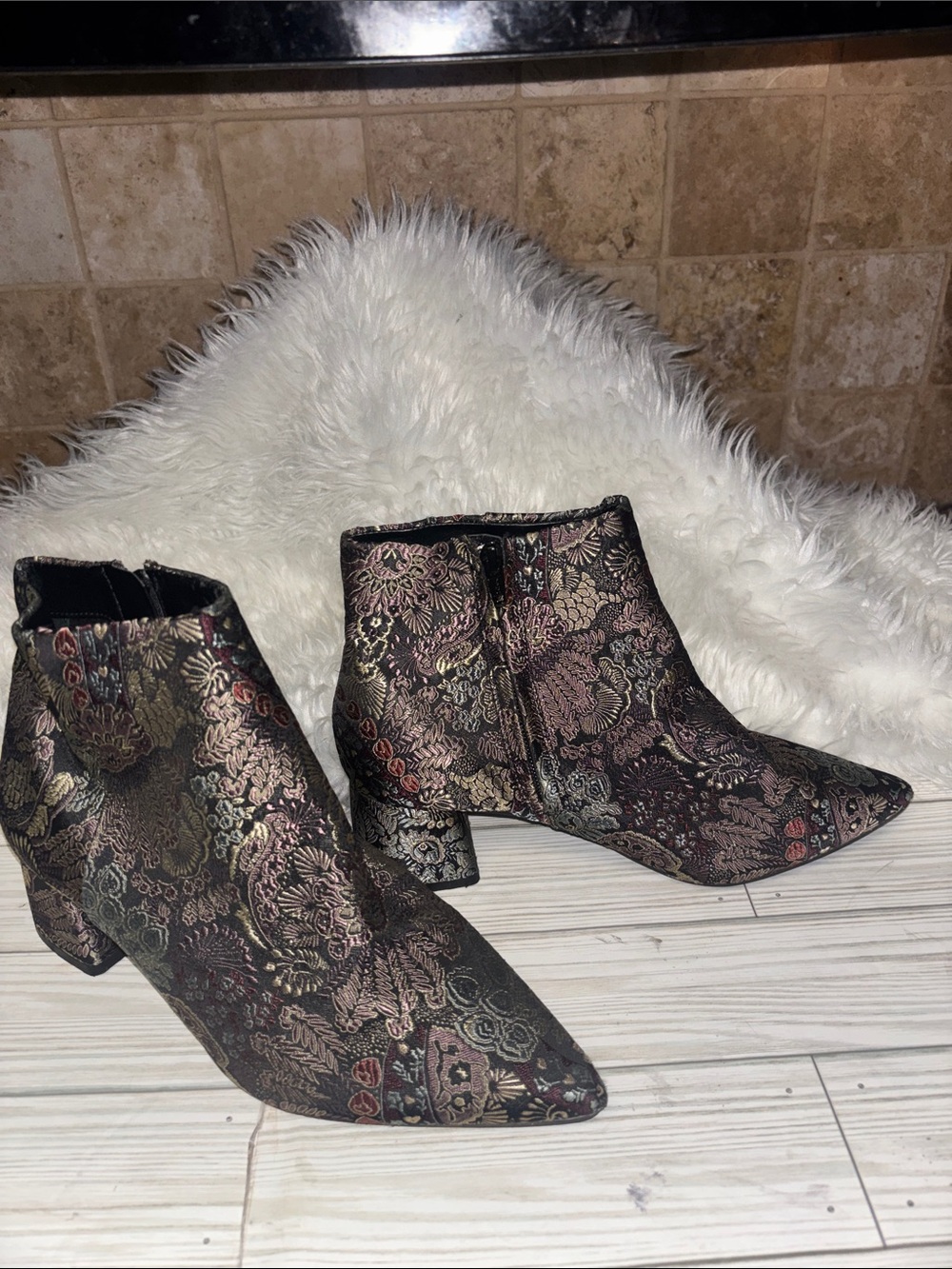 Alex Marie Tionna Metallic Floral Ankle Booties Shoes Block Heel Women’s Sz 8.5